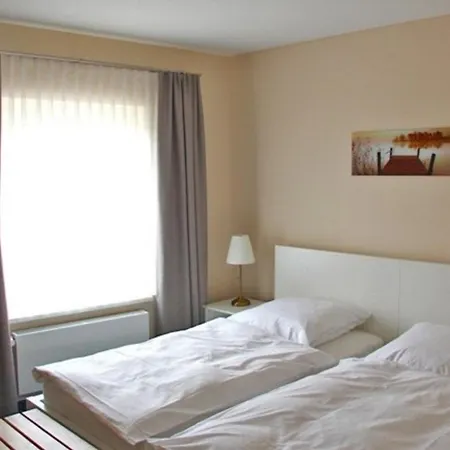 Am Wiesenblick 2 Pers Appartement Röbel